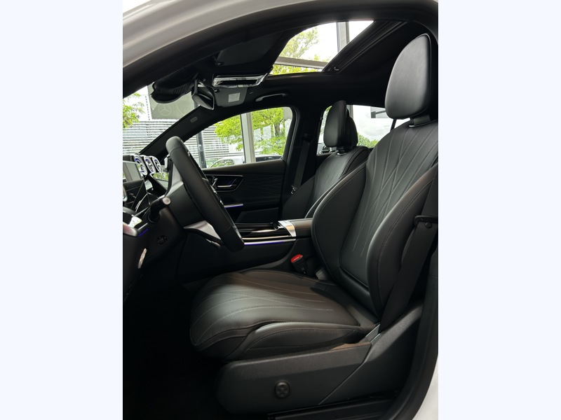 Image Mercedes-Benz GLC COUPÉ 300 d e 4MATIC Coupé AMG Line  2543 GLC Coup+® 300 d e 4MATIC